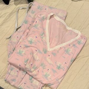TBBC women’s swan pajamas size XL GUC